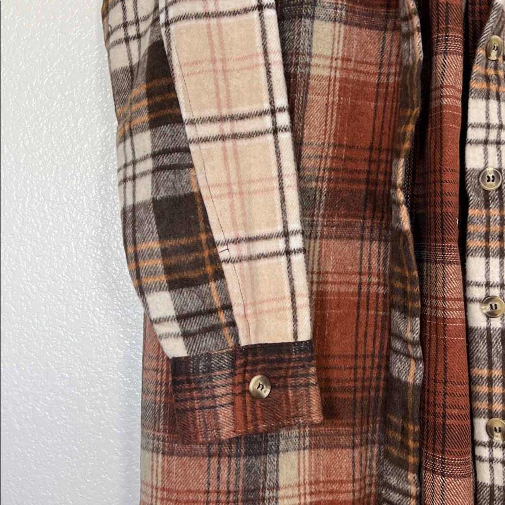Brown and cream long plaid shacket, size small - Picture 4 of 9